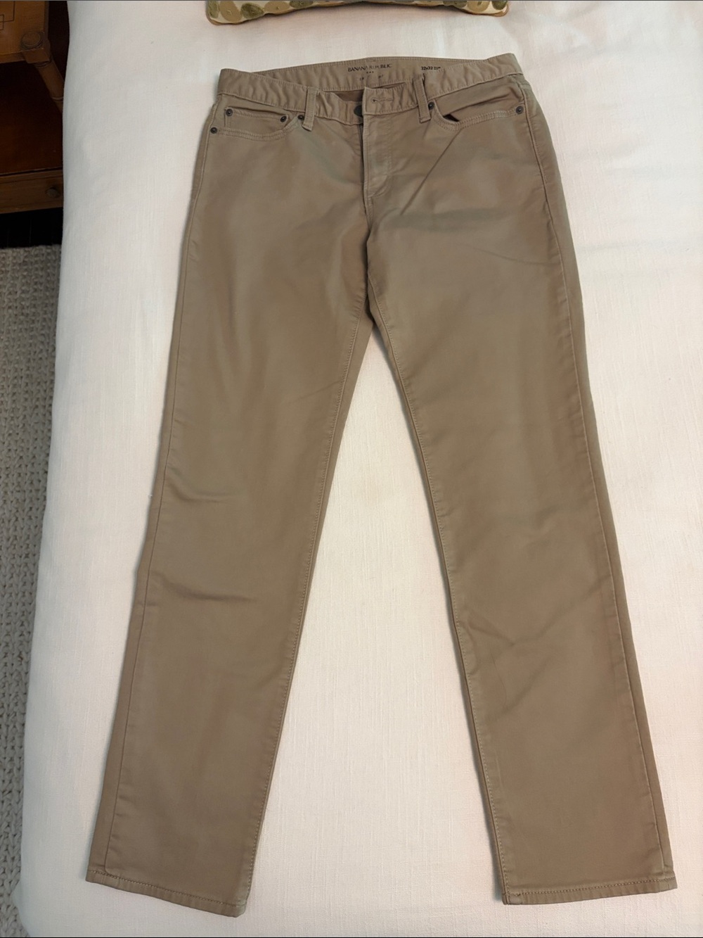 Men's Slim Chino Pants in Khaki - 5 pocket style